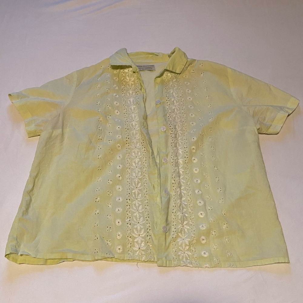 UO Floral Button-Down Top